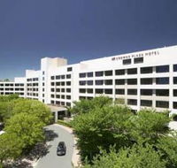 Crowne Plaza Canberra - Accommodation VIC