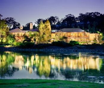 Cypress Lakes Resort - Accommodation VIC 0