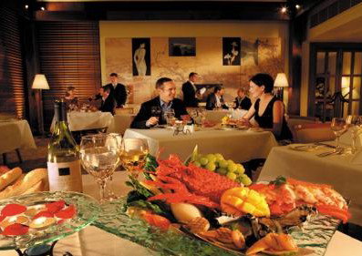 Cypress Lakes Resort - Accommodation VIC 4