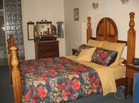 Cedars Indulgence Retreat - Accommodation VIC
