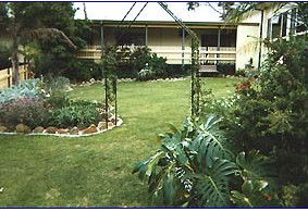 Tabourie Lake Motor Inn Resort - Accommodation VIC 3
