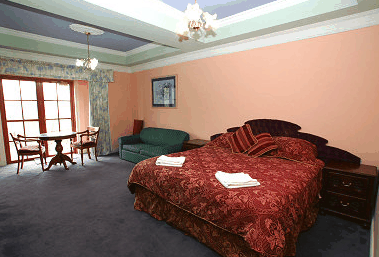 Hatchers Manor - Accommodation VIC