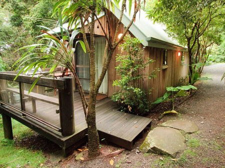 Mount Glorious QLD Accommodation VIC