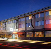 Sandors On The Park - Accommodation VIC