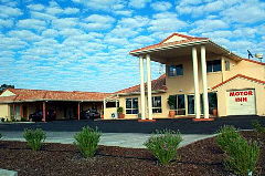 Country Roads Motor Inn - Accommodation VIC 1