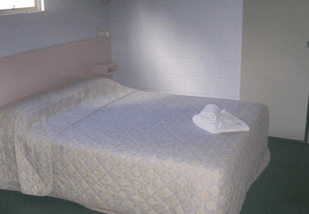 Overflow Motor Inn - Accommodation VIC 3