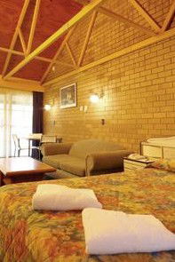 Best Western High Country Motor Inn - Accommodation VIC 1