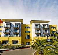 Quality Hotel Woden - Accommodation VIC