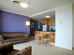 Waldorf Apartments Hotel Canberra - Accommodation VIC 3