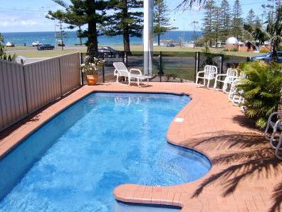 Beach House Holiday Apartments - Accommodation VIC 1