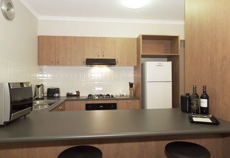 Ringwood Royale Apartment Hotel - Accommodation VIC 2