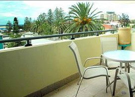 The Entrance Waldorf Apartments - Accommodation VIC 4