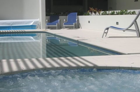 Space Holiday Apartments - Accommodation VIC 2