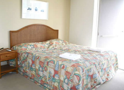 River Park Towers - Accommodation VIC 2