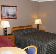 Highlands Motor Inn - Accommodation VIC