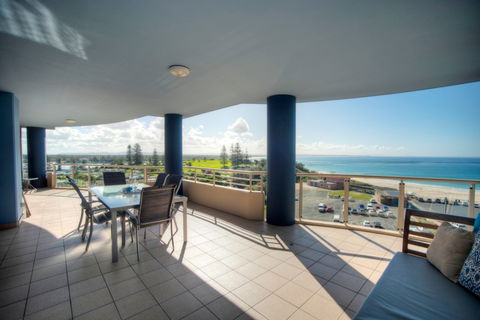 Beaches International - Accommodation VIC 2