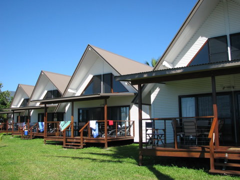 Cardwell Beachcomber Motel & Tourist Park - Accommodation VIC 0