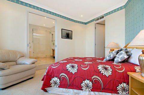 Santorini On Mudjimba - Accommodation VIC 1