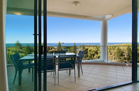 Santorini On Mudjimba - Accommodation VIC 4