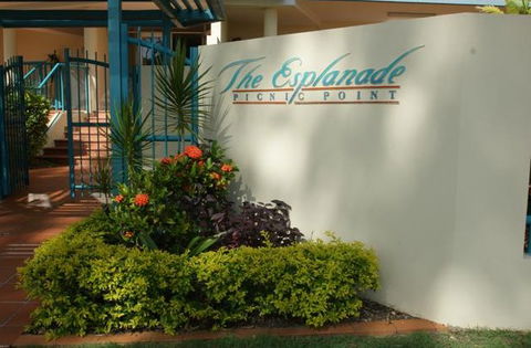 The Esplanade Picnic Point - Accommodation VIC 0