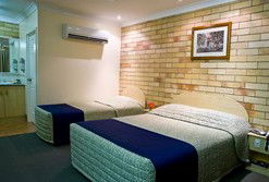 Starlight Motor Inn - Accommodation VIC 2