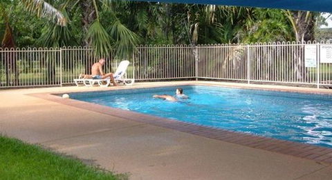 Shady Lane Tourist Park - Accommodation VIC 2
