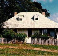 Egmont - Accommodation VIC