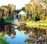 Stanley Lakeside Spa Cabins - Accommodation VIC 1