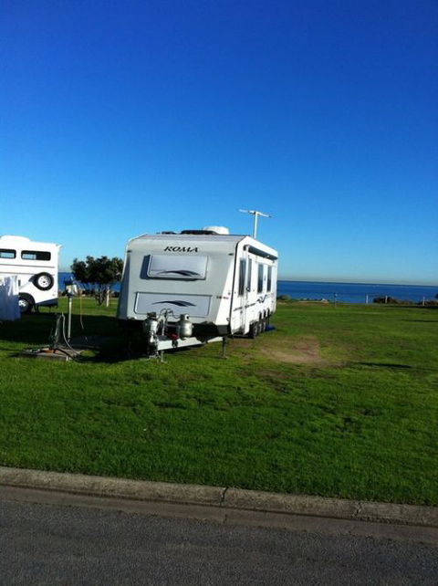 Brighton Caravan Park - Accommodation VIC 3