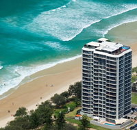 Golden Sands On Main Beach - Accommodation VIC