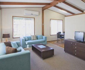 Karalta Court Village - Accommodation VIC 0