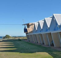 Windsurfer Beach Chalets - Accommodation VIC