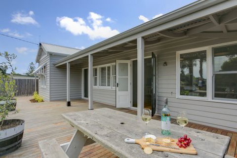 Blakiston House - Accommodation VIC 4