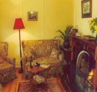 Gold Creek Cottage - Accommodation VIC