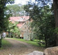 Byfield Creek Lodge Rain Forest Retreat - Accommodation VIC