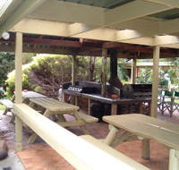 Melaleuca Grove Holiday Units amp Motor Inn - Accommodation VIC