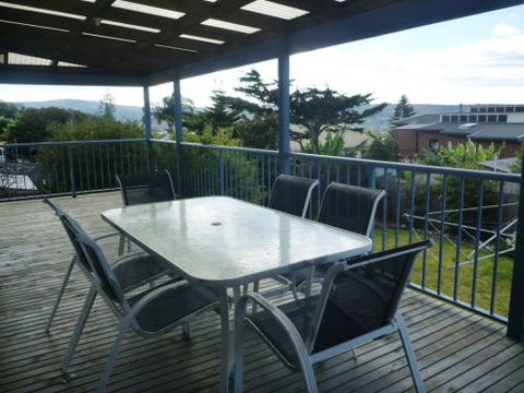 Hedgehog House - Accommodation VIC 3