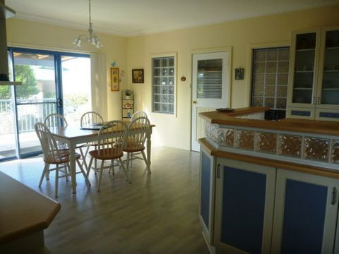 Hedgehog House - Accommodation VIC 5
