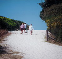 Weeroona Holiday Park - Accommodation VIC