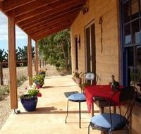 Dee's Villa - Accommodation VIC