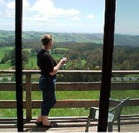 Pindari Holiday Farm And Restaurant accommodation - Accommodation VIC