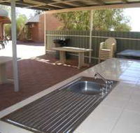 Birdsville Caravan Park - Accommodation VIC