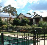 Chapel House - Accommodation VIC