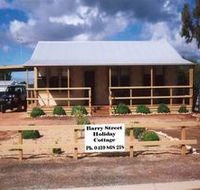 Cowell Barry Street Holiday Cottage - Accommodation VIC