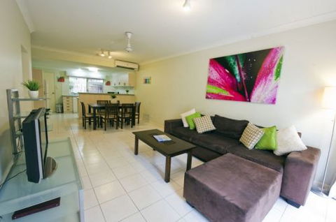 Costa Royale Trinity Beach  - Accommodation VIC 5