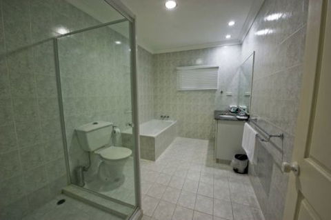 Costa Royale Trinity Beach  - Accommodation VIC 8