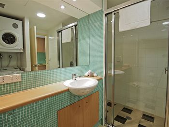 Oaks Waterfront Resort - The Entrance - Accommodation VIC 9