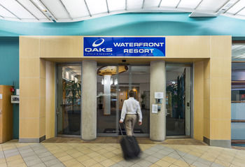 Oaks Waterfront Resort - The Entrance - Accommodation VIC 33