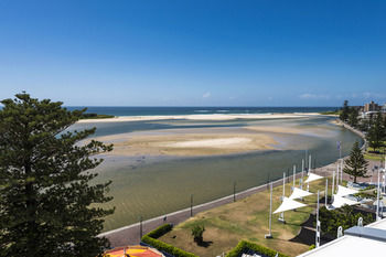 Oaks Waterfront Resort - The Entrance - Accommodation VIC 34