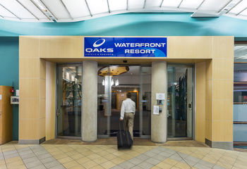 Oaks Waterfront Resort - The Entrance - Accommodation VIC 50